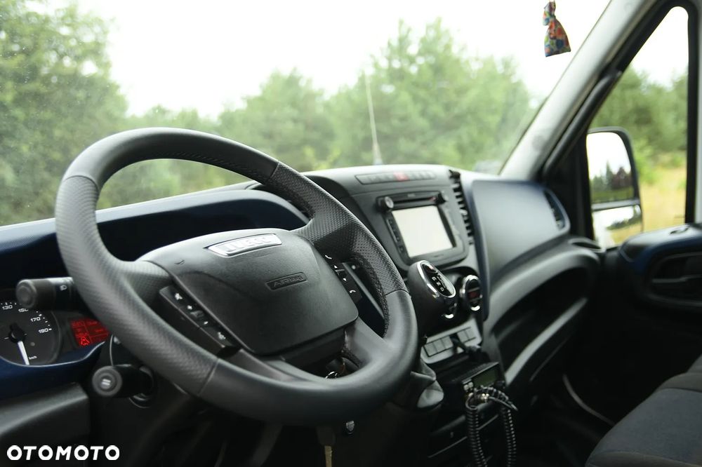 Iveco DAILY 35C180 * KONTENER Izoterma * HiMATIC * WINDA DHOLLANDIA * Salon Polska * - 27