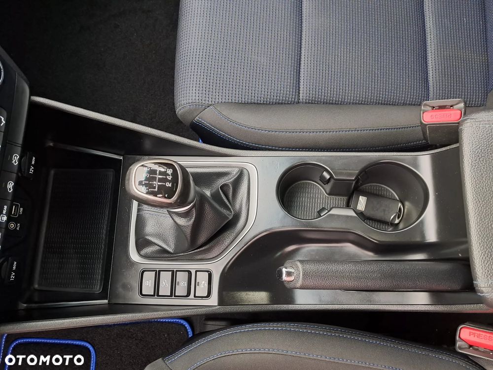 Hyundai Tucson ver-blue-1-7-crdi-2wd-intro-edition - 12