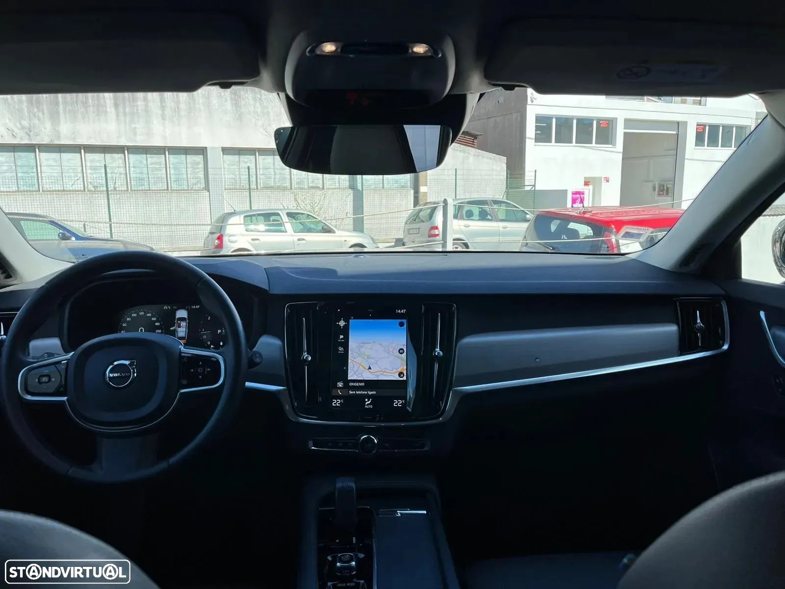 Volvo V90 2.0 B4 Momentum Plus Geartronic - 3