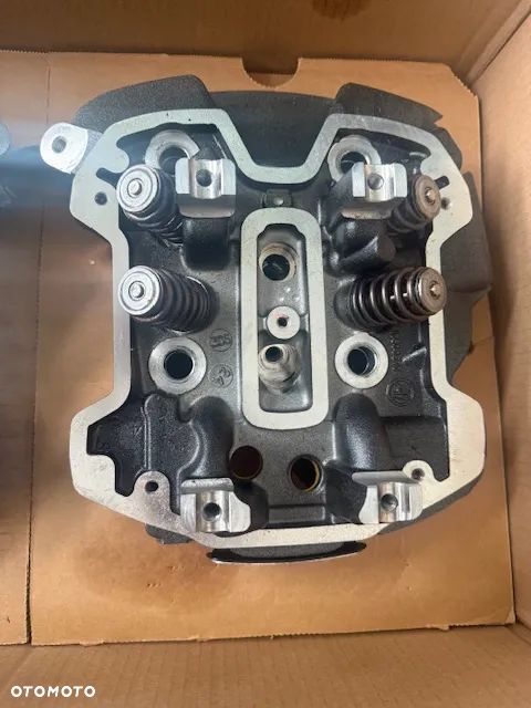 Głowice Cylindry wałek rozrządu Pompa oleju przepusnica Zestaw góry silnika 121'' - 24