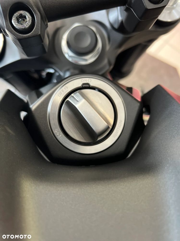 Yamaha MT - 15