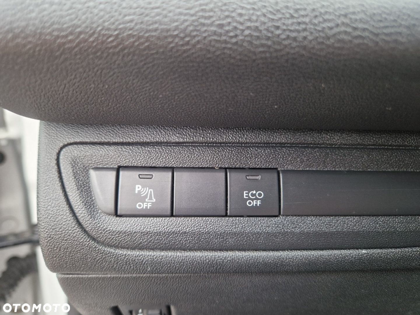 Peugeot 208 1.5 BlueHDi Active S&S - 10
