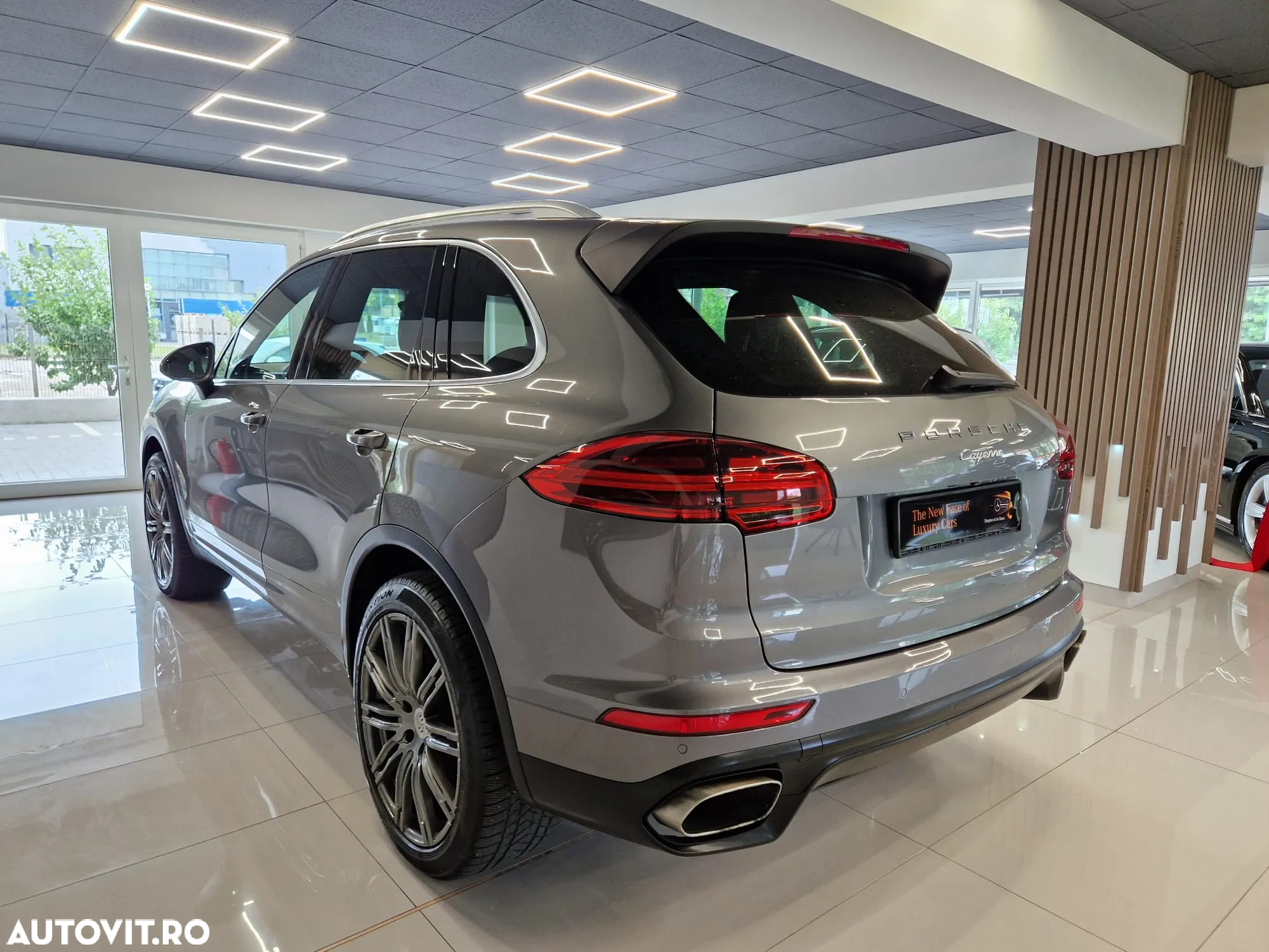 Porsche Cayenne 3.0 L - 9