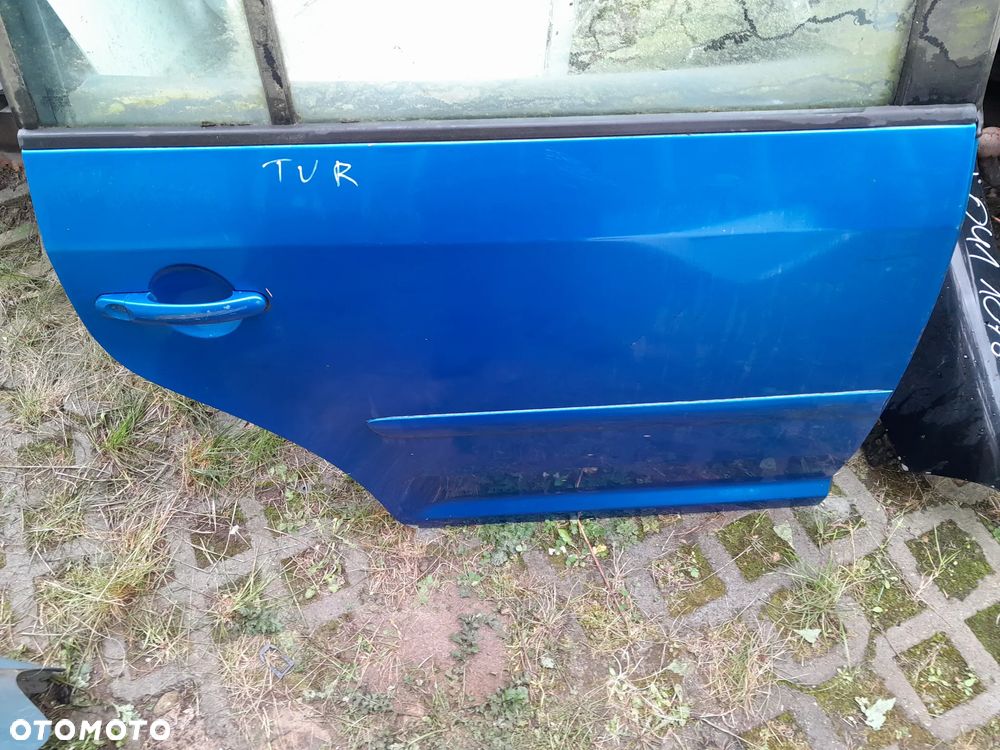 VW TOURAN DRZWI PRAWE TYLNE PRAWY TYŁ