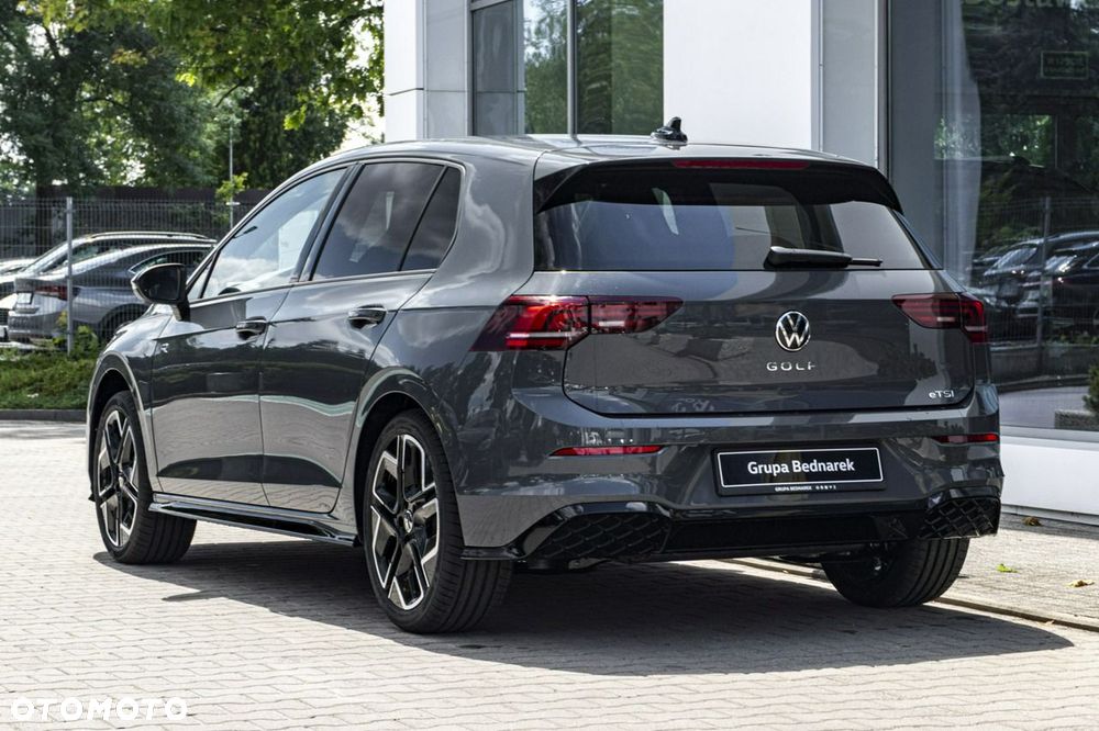 Volkswagen Golf - 7