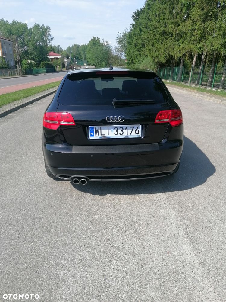 Audi A3 Sportback - 2