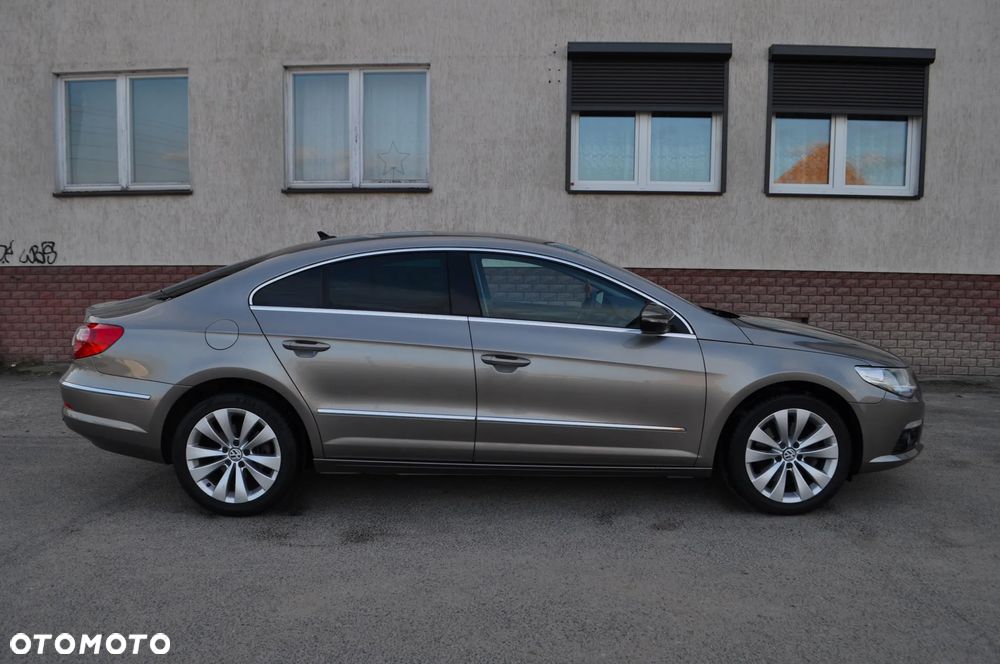 Volkswagen Passat CC - 4