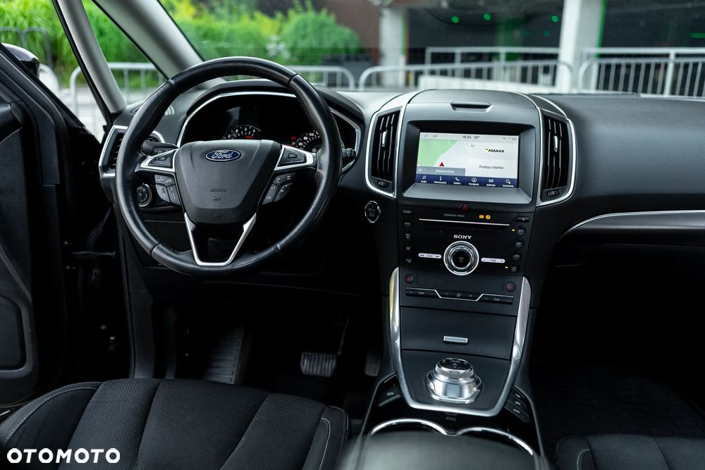 Ford S-Max - 23