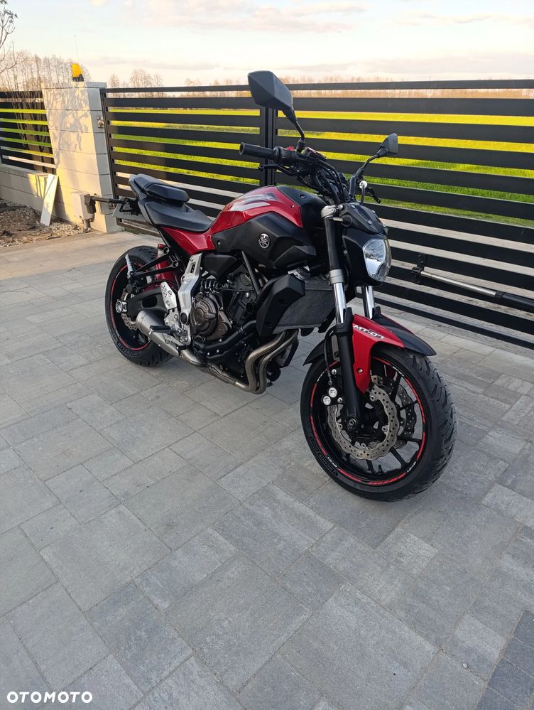 Yamaha MT - 5