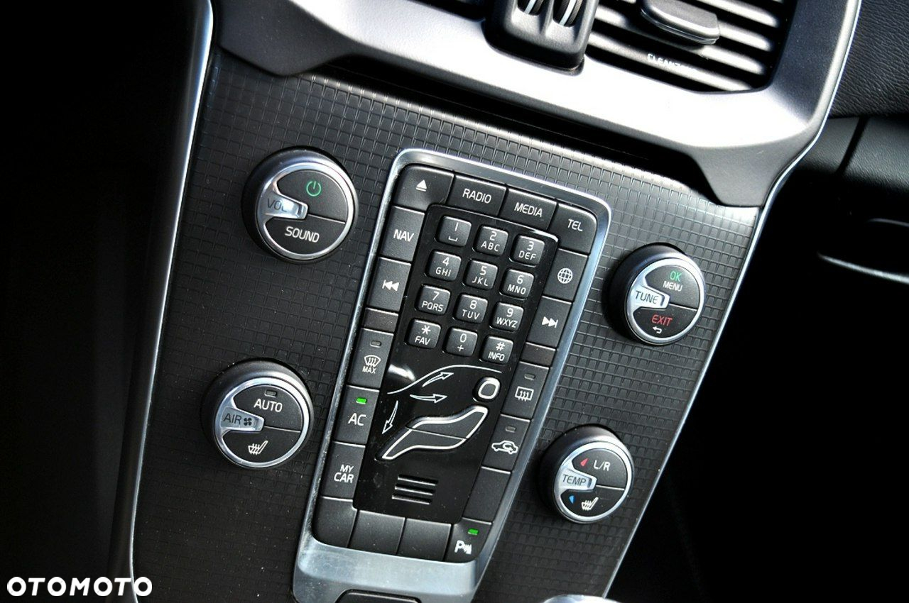 Volvo V40 T2 RDesign - 23