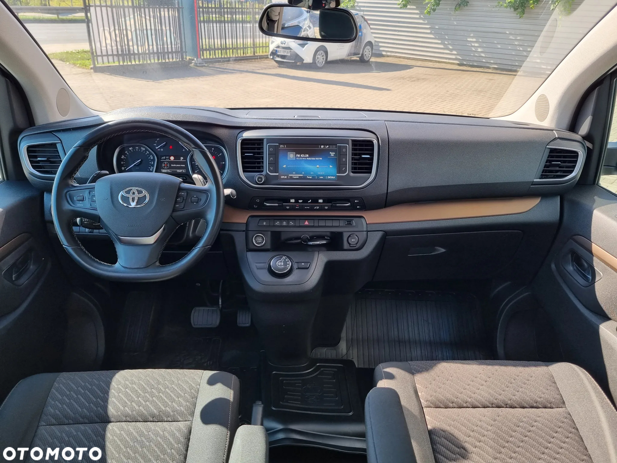 Toyota ProAce 2,0-l-D-4D L2 (7-Si.) Autm Verso Executive - 21