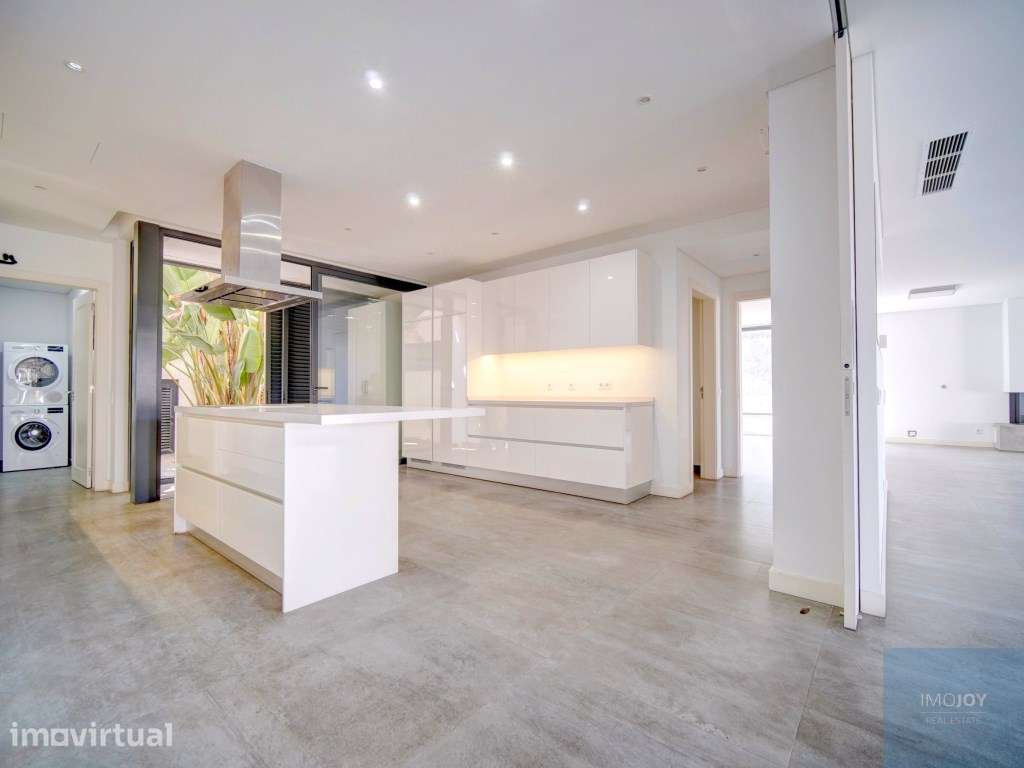 Apartamento T3 Duplex com Piscina no Estoril com vista mar - Grande imagem: 5/33