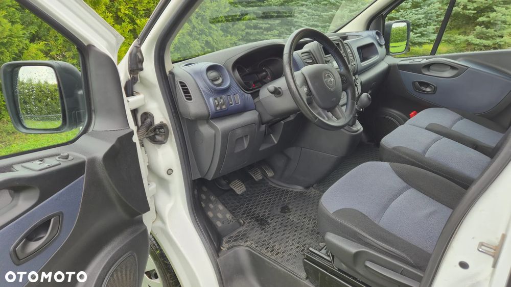 Opel VIVARO - 9