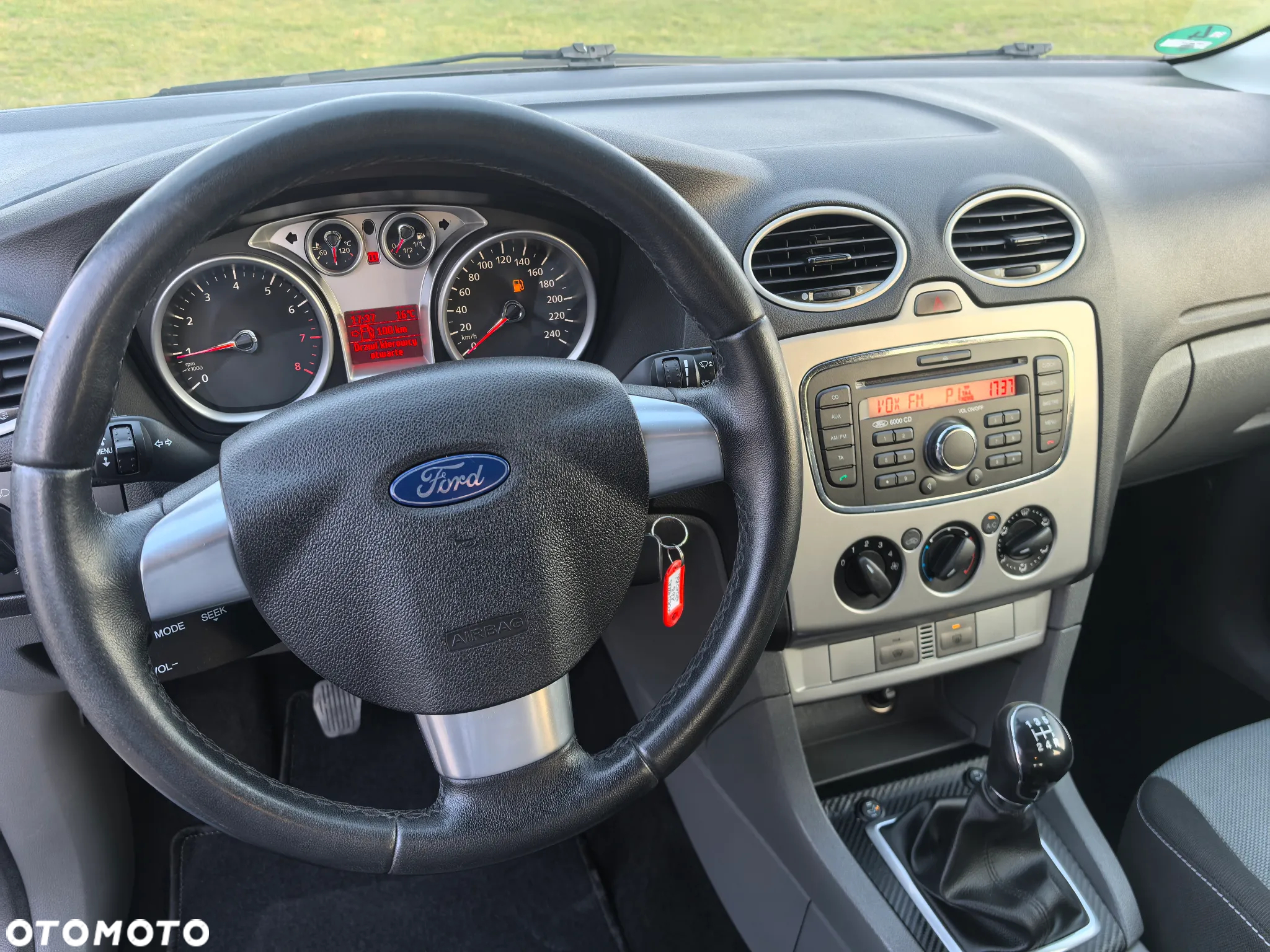 Ford Focus 1.6 16V Style+ - 16