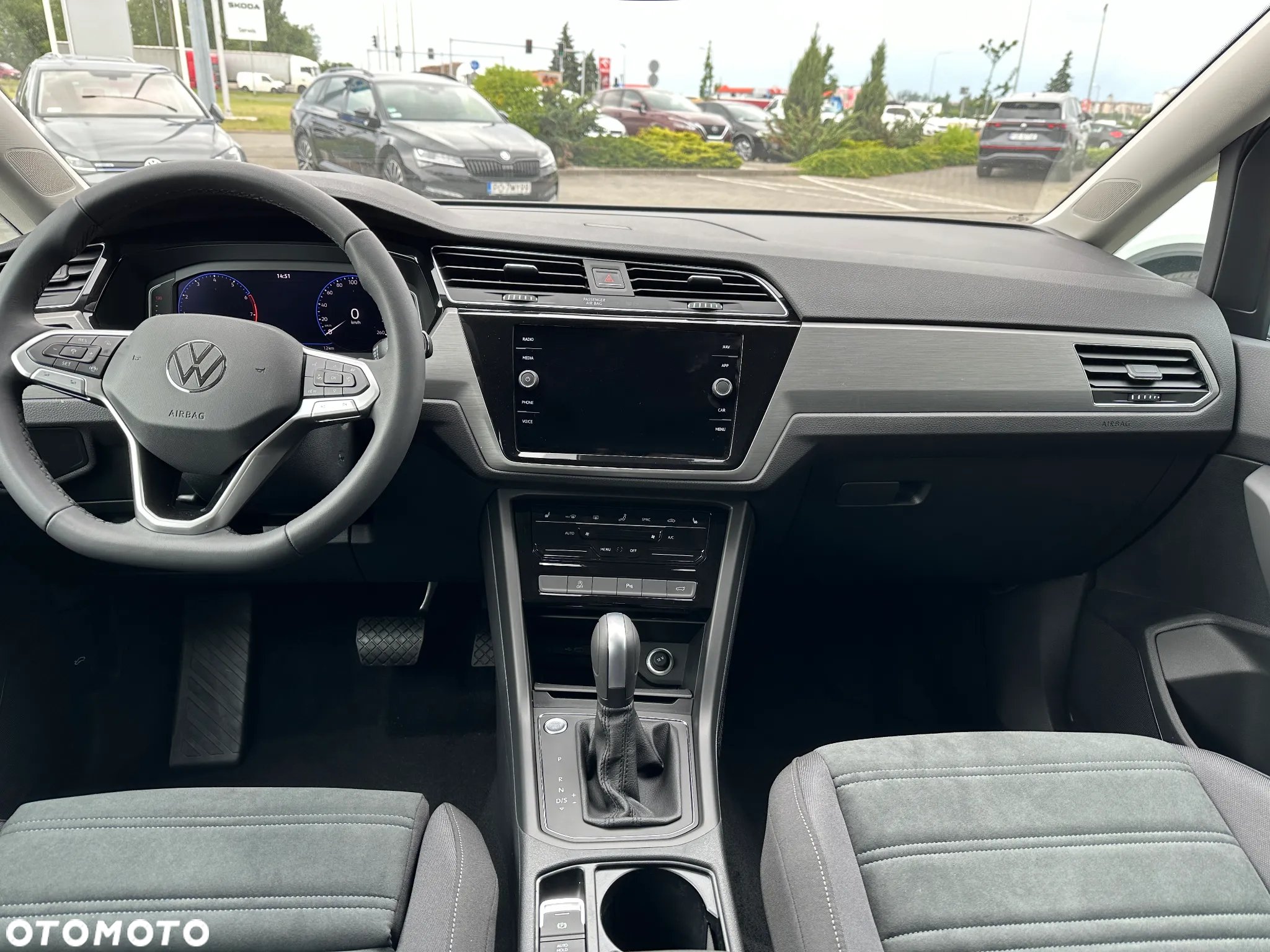 Volkswagen Touran 1.5 TSI EVO Comfortline Plus DSG - 20