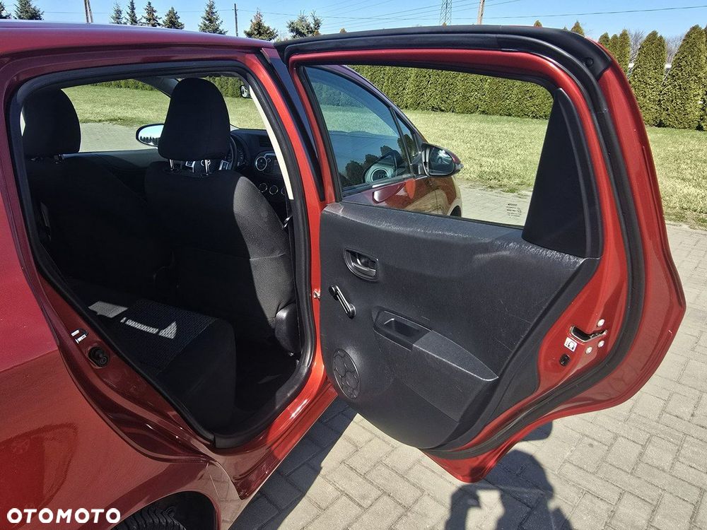 Toyota Yaris - 19