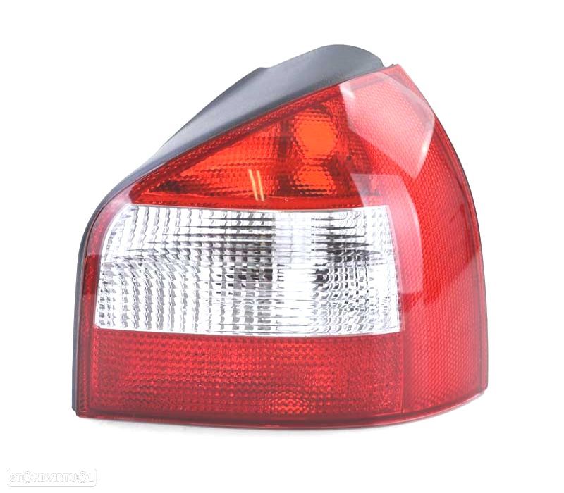 FAROLIN TRASEIRO DIREITO AUDI A3 96-00 LOOK FACELIFT - 1