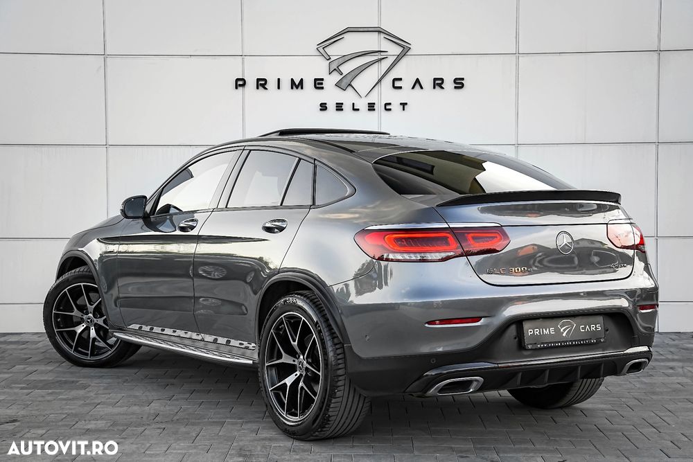 Mercedes-Benz GLC 300 e 4Matic 9G-TRONIC AMG Line - 3