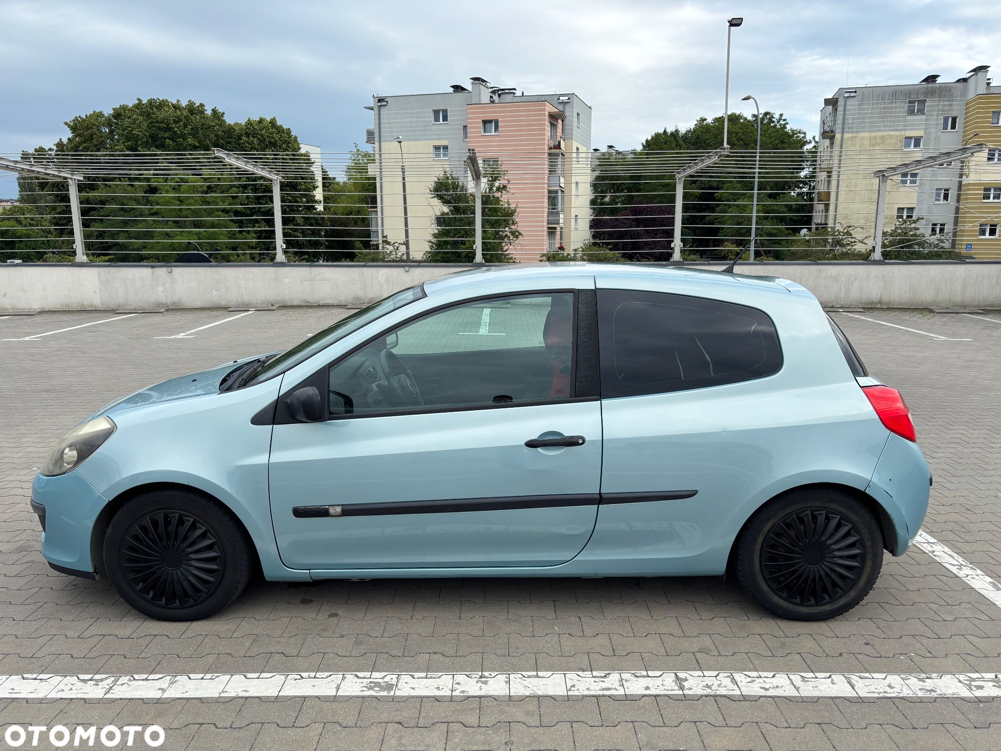 Renault Clio 1.2 16V 75 Collection - 4