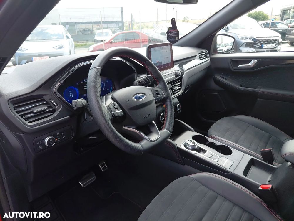 Ford Kuga 2.5 Duratec PHEV ST-LINE X - 20