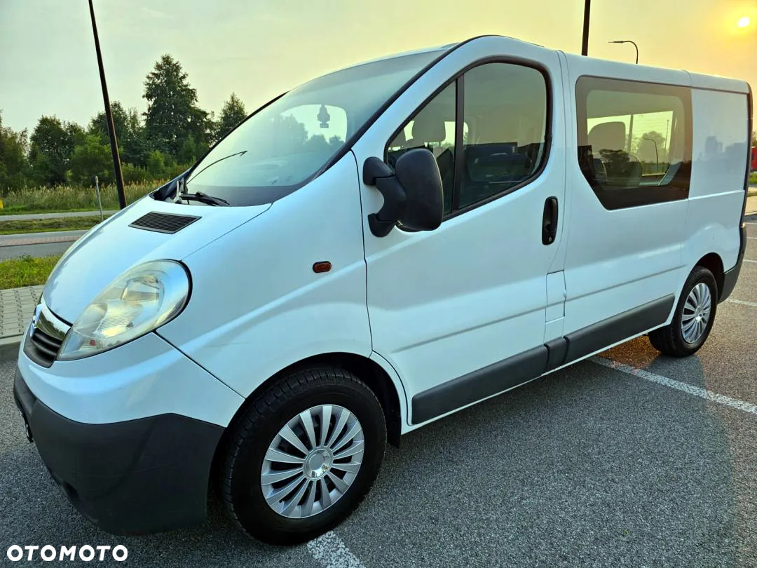 Opel Vivaro 2.5 CDTI L1H1 Tour - 26