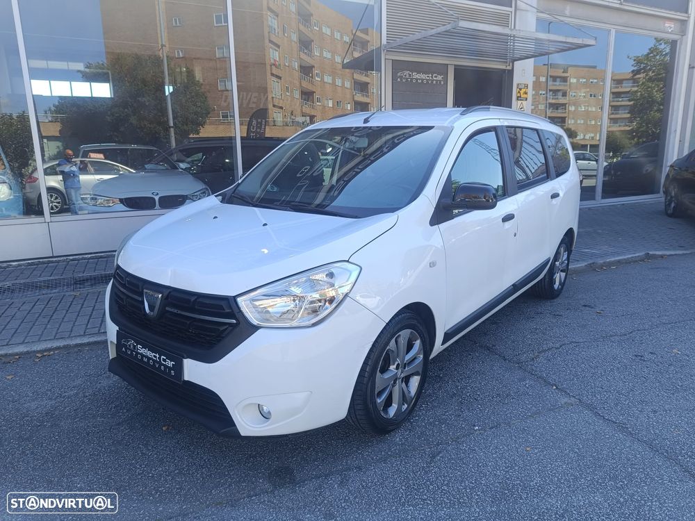 Dacia Lodgy 1.6 ECO-G Stepway 7L Bi-Fuel - 1