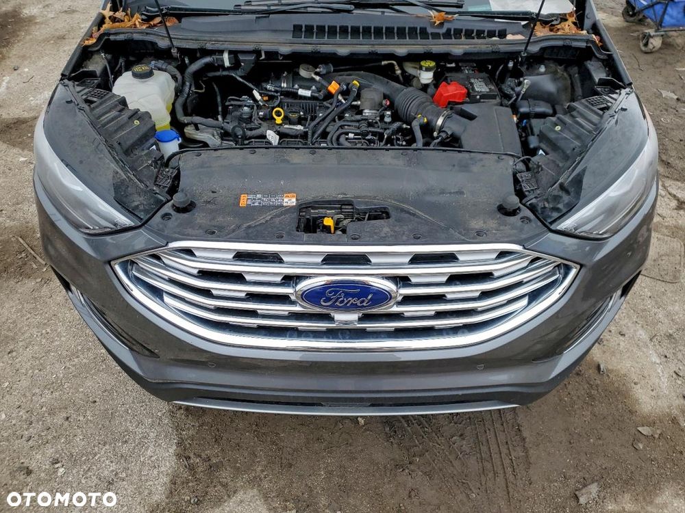 Ford Edge - 12