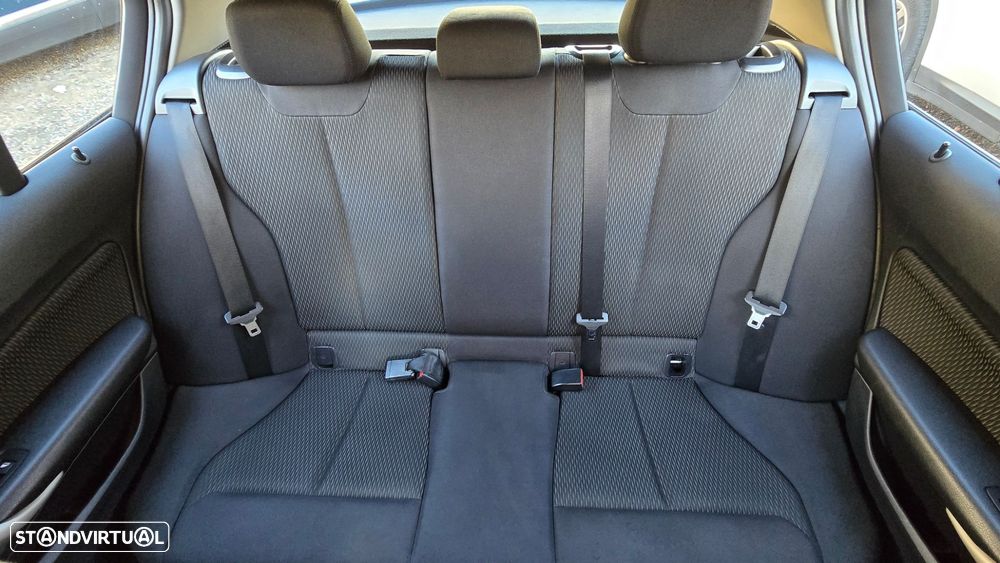 BMW 116 d EfficientDynamics - 37