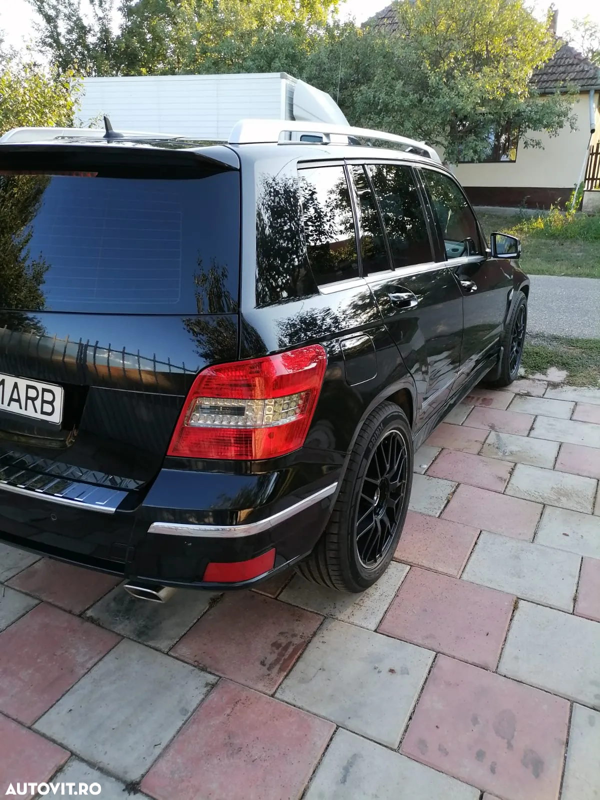 Mercedes-Benz GLK - 4