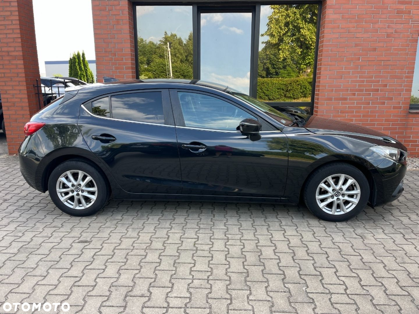 Mazda 3 - 25