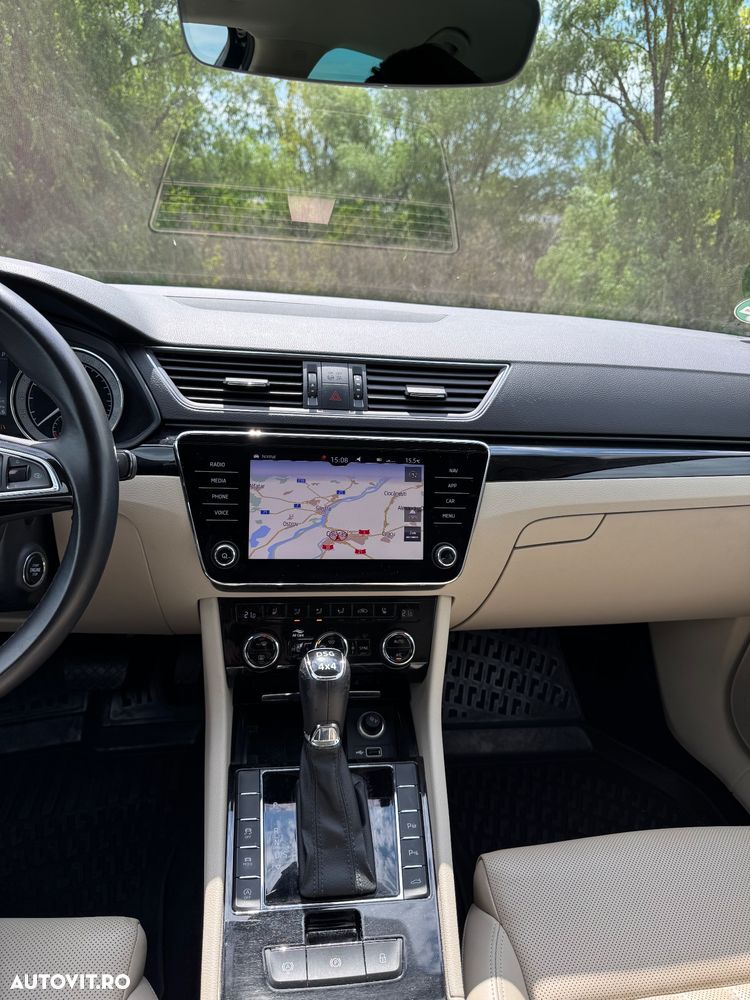 Skoda Superb 2.0 TDI 4X4 DSG Laurin & Klement - 9