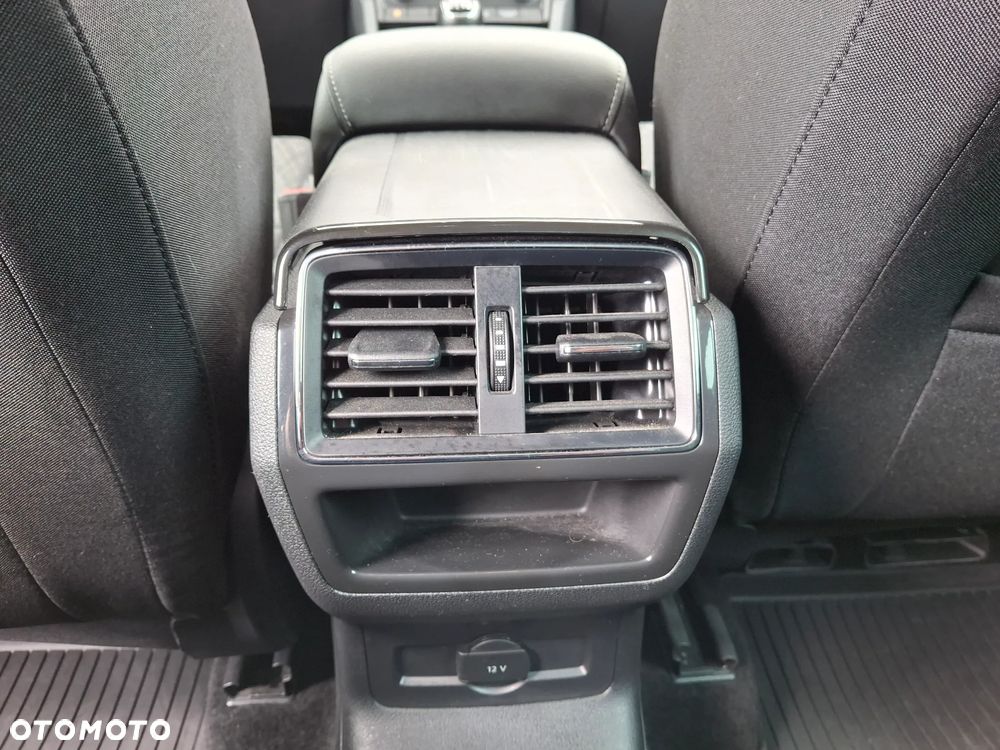 Skoda Karoq 1.5 TSI ACT GPF 4x2 Style - 17