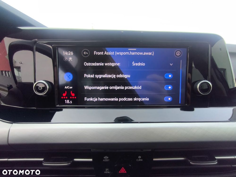 Volkswagen Golf Variant - 32