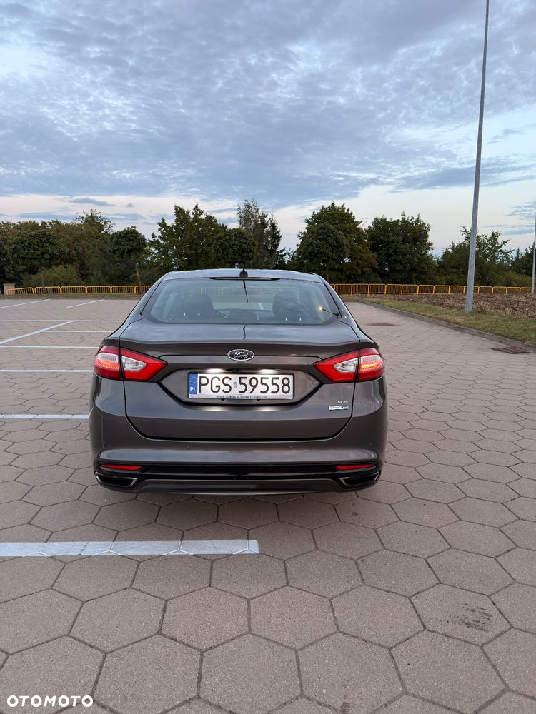 Ford Fusion - 3