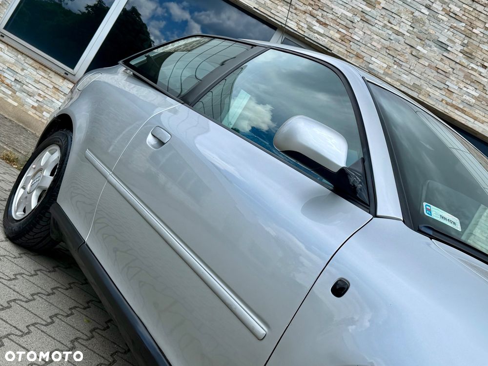 Audi A3 3-drzwiowe 1.9 TDI Ambiente - 28