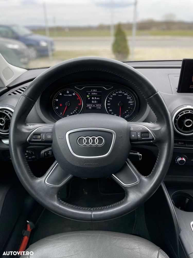 Audi A3 1.4 TFSI ack Ambiente - 13