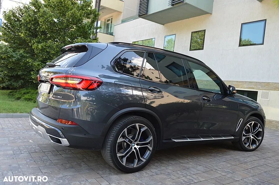 BMW X5 xDrive30d - 25