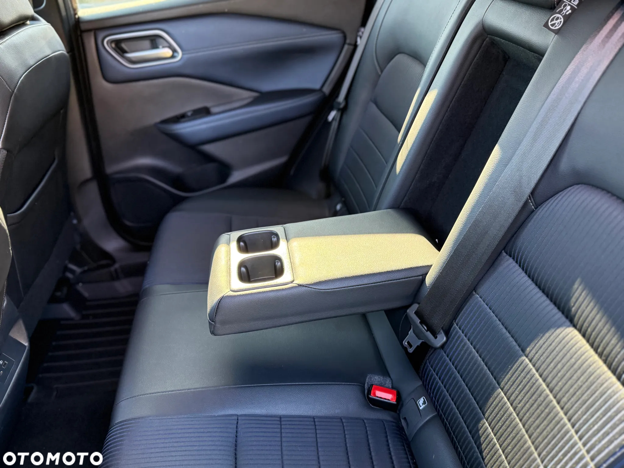 Nissan Qashqai 1.3 DIG-T MHEV Xtronic Tekna - 11