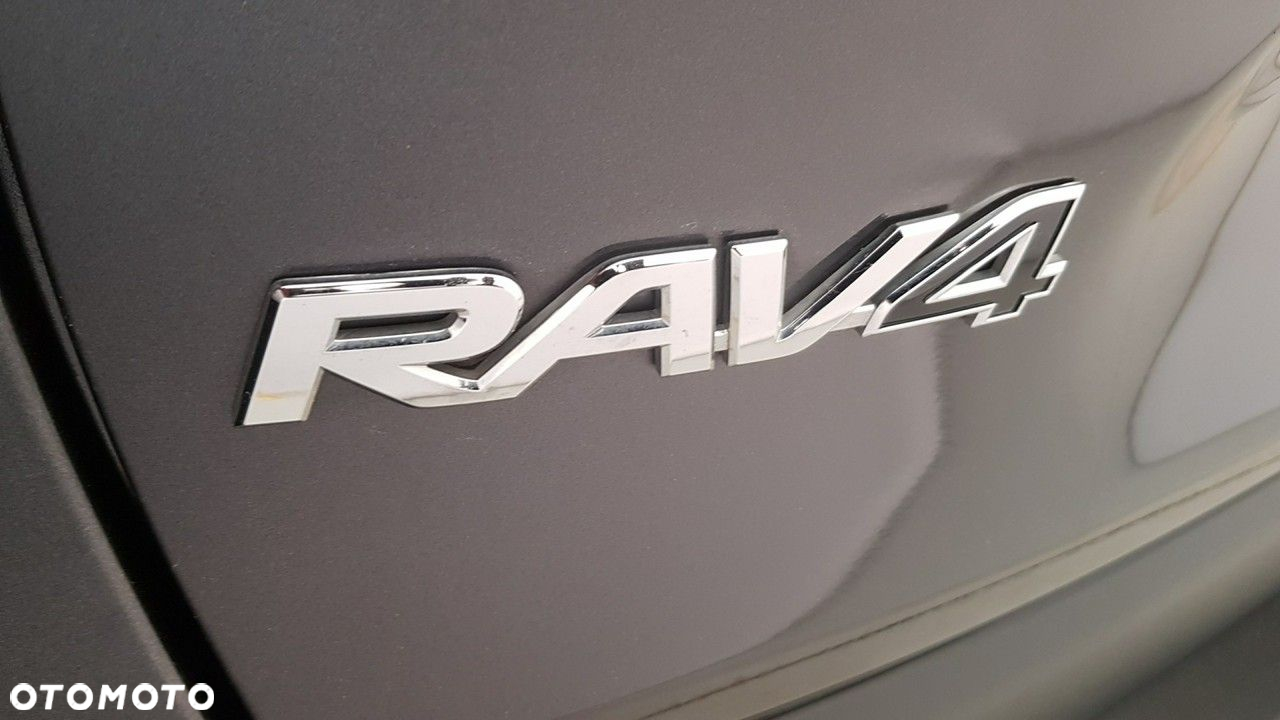 Toyota RAV4 - 14
