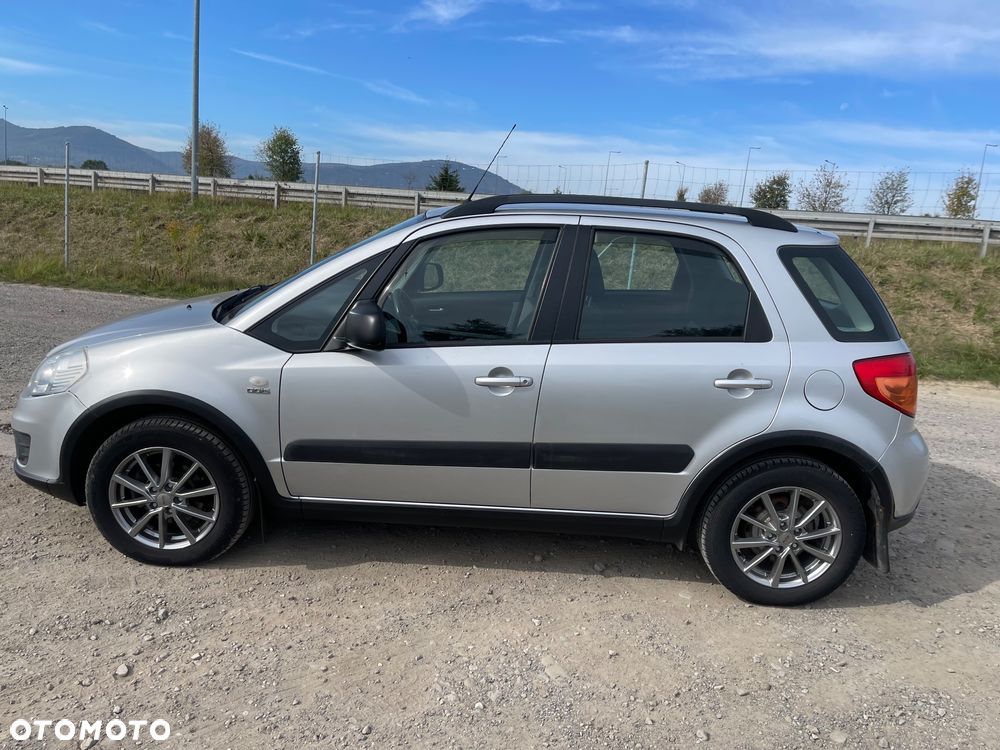Suzuki SX4 - 8