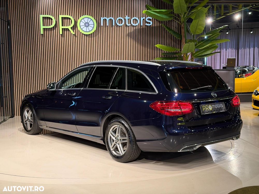 Mercedes-Benz C - 7