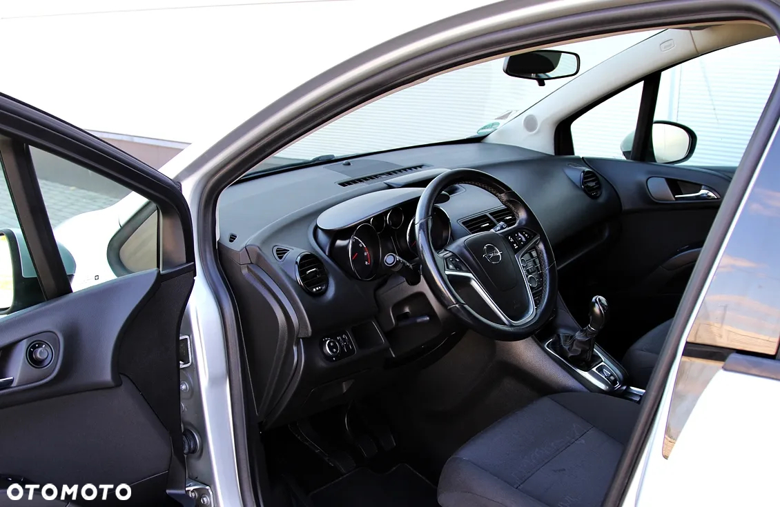 Opel Meriva 1.4 Cosmo - 11