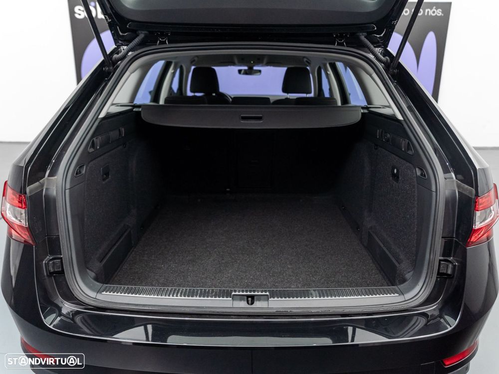 Skoda Superb Break 2.0 TDI DSG - 12