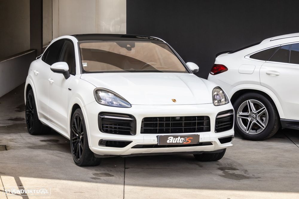 Porsche Cayenne Coupé E-Hybrid - 1