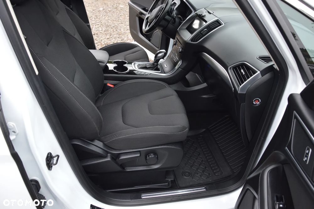 Ford S-Max - 7
