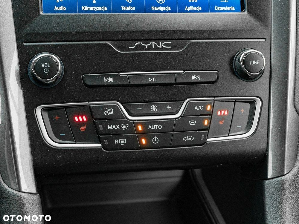 Ford Mondeo 2.0 EcoBlue Titanium - 19