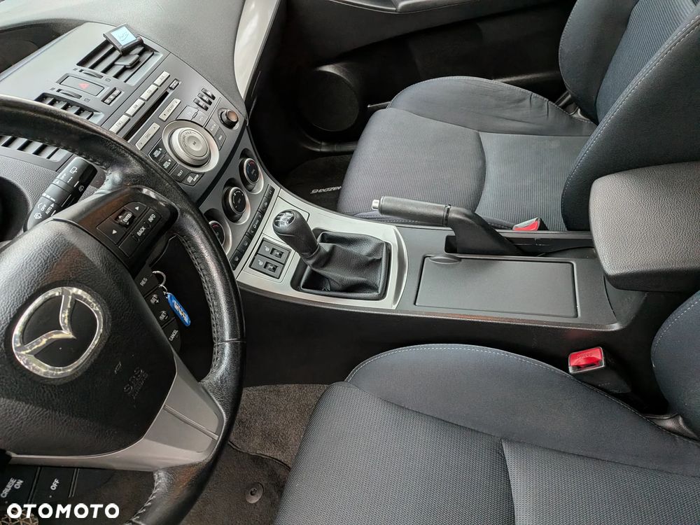 Mazda 3 1.6 Sport Comfort - 22