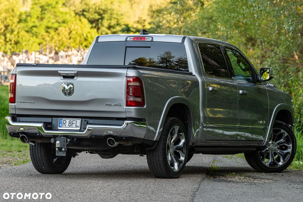 Dodge RAM 1500 5.7 4x4 - 8
