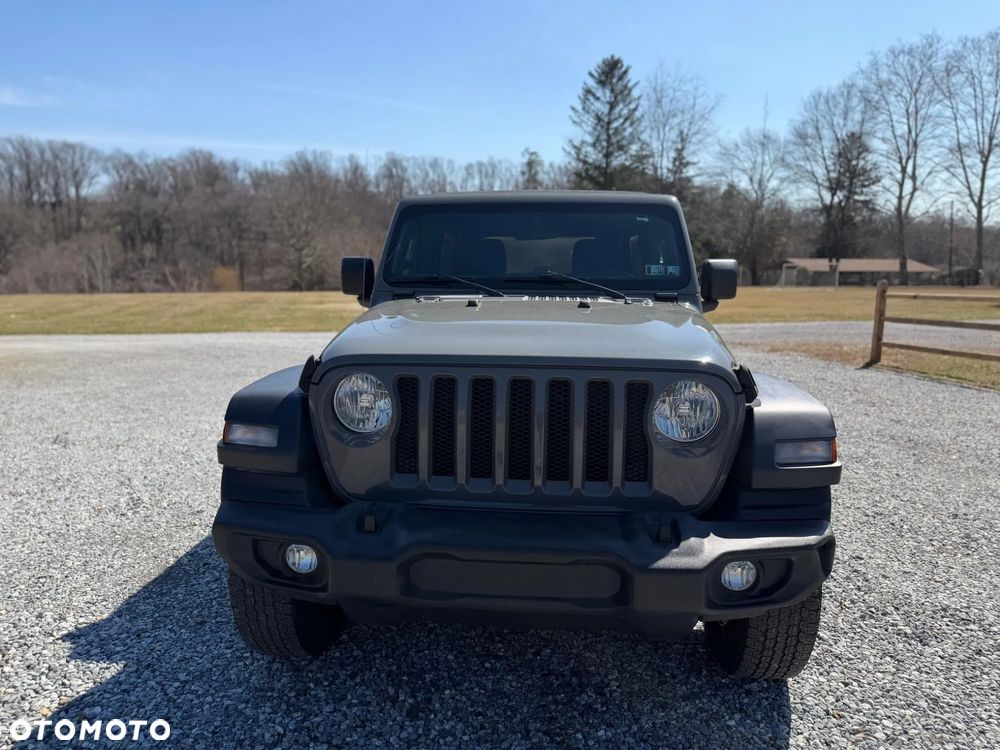 Jeep Wrangler - 6