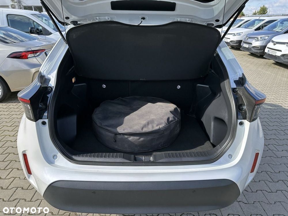 Toyota Yaris Cross Hybrid 1.5 Comfort 4x4 - 10